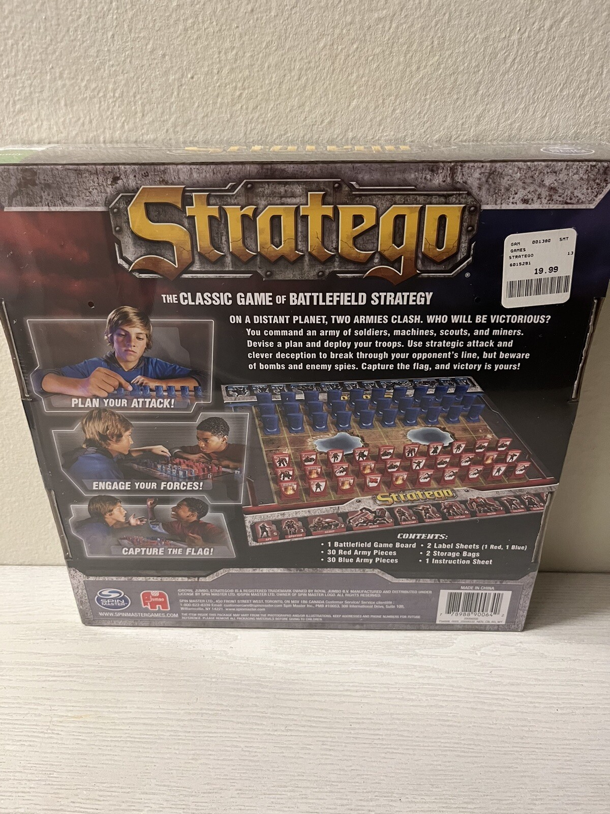Stratego Classic Family Game of Battlefield Strategy Spin Master Jumbo Sealed
