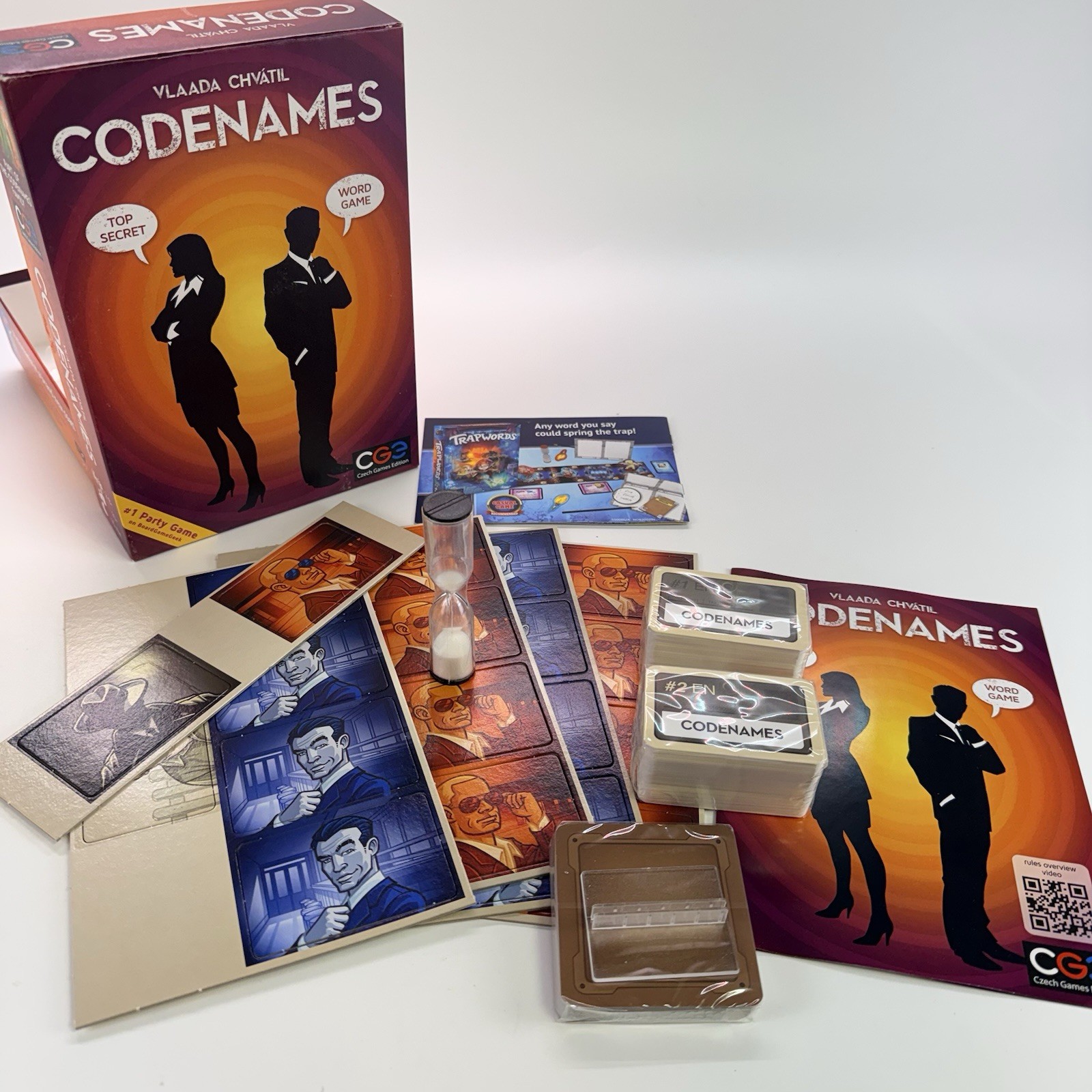 Czech Games Edition Codenames Word Party Game Spy Game Ages 10+ Open box