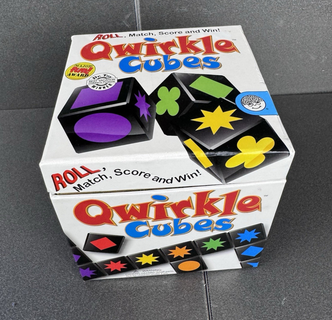 Qwirkle Cubes Strategy Game MindWare 90 Cubes 2009 Roll Match Score & Win Dice