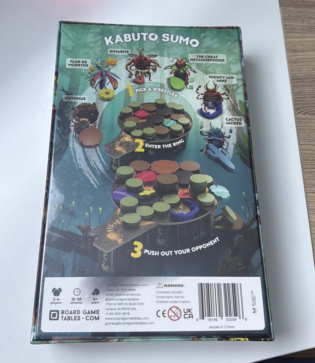 Kabuto Sumo – Board Game w Beetle Brawl – New in Box