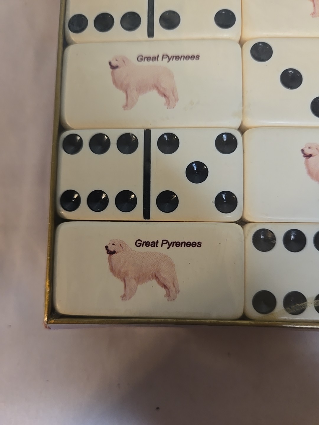 VTG RARE EXTRA THICK PROFESSIONAL MARBLELIKE DOMINOES PUREMCO GREAT PYRENEES DOG