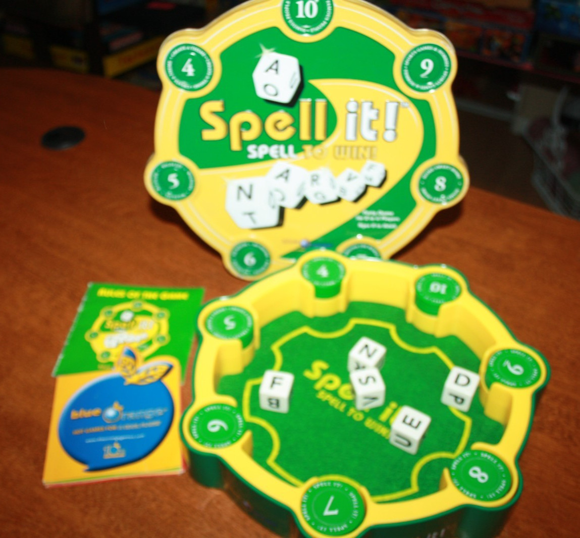 Spell It! Spell to Win! – Party Game for 2 to 6 Players – Blue Orange Games 2010