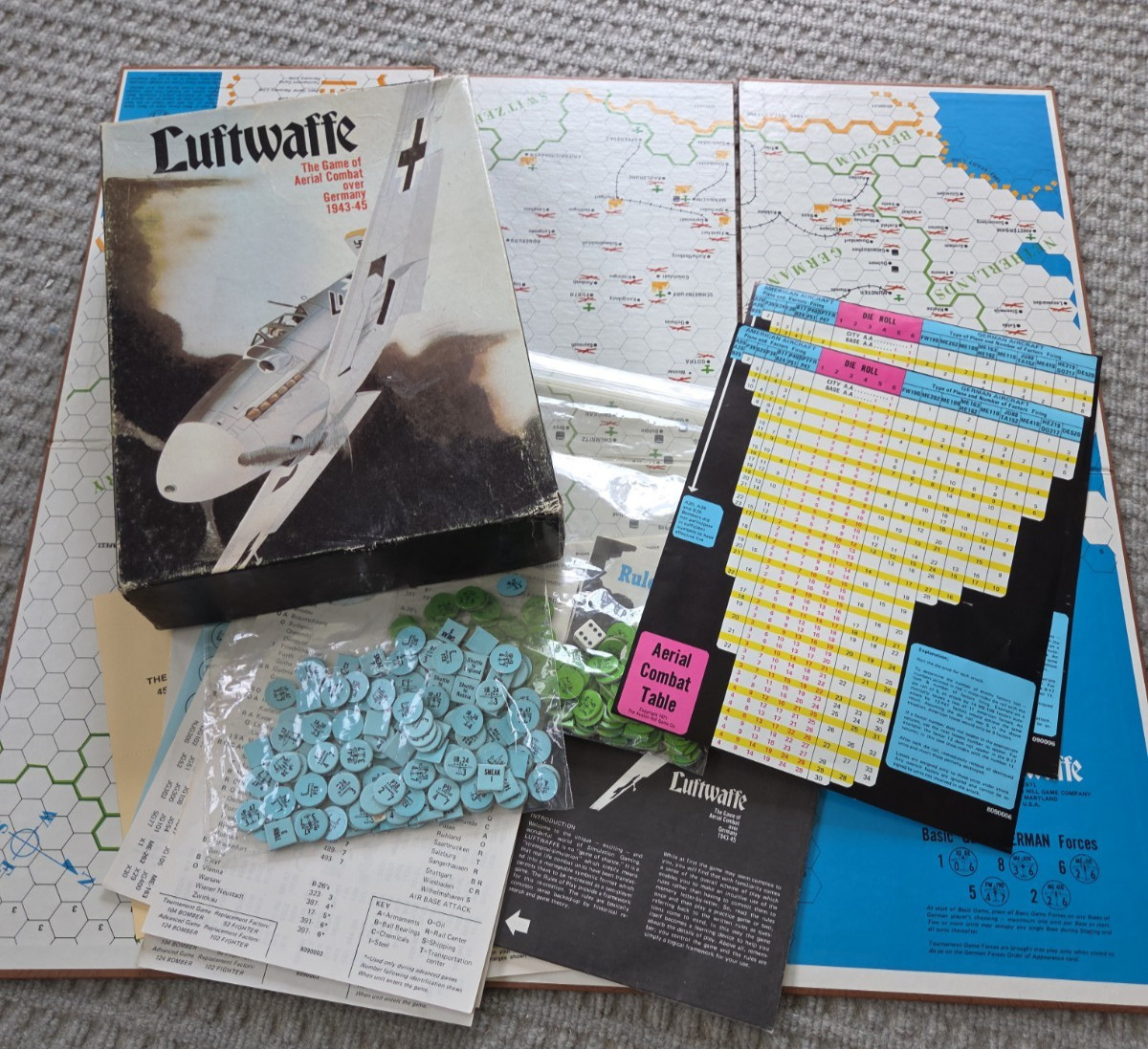 Luftwaffe The Game of Aerial Combat Over Germany 1943-45 Bookcase Game 1971