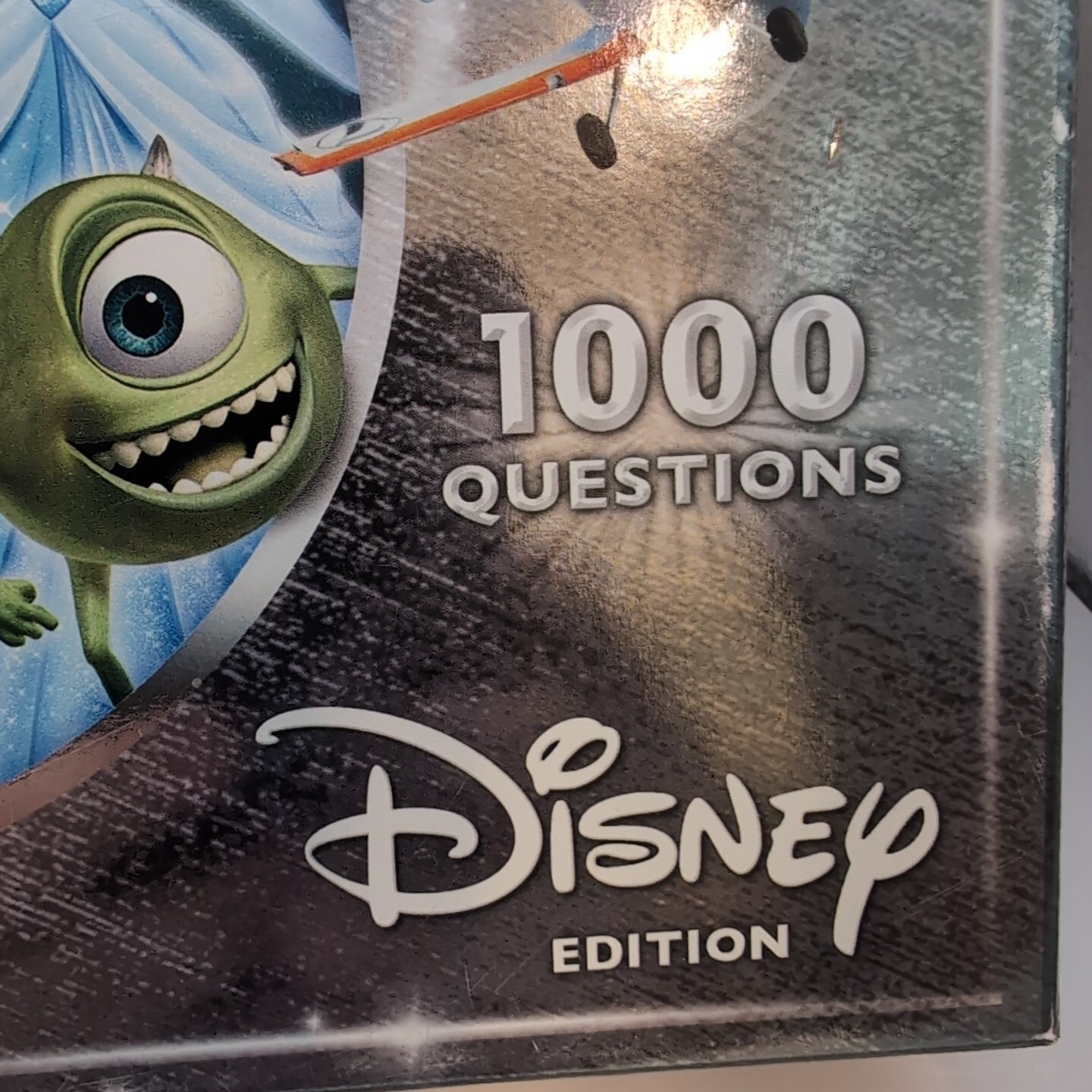 PICTOPIA DISNEY EDITION the Ultimate Picture -Trivia Family Board Game