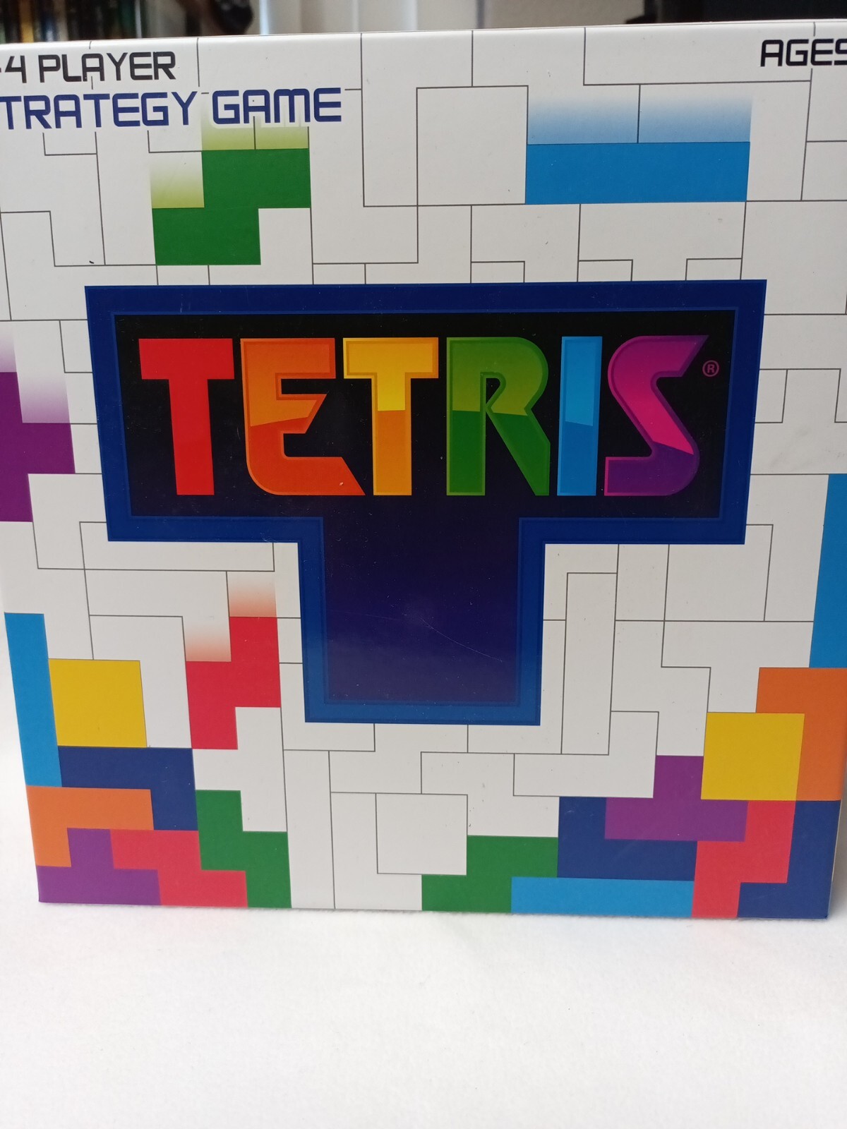 2021 Tetris 2-4 Player Strategy Game Classic Buffalo Games Complete