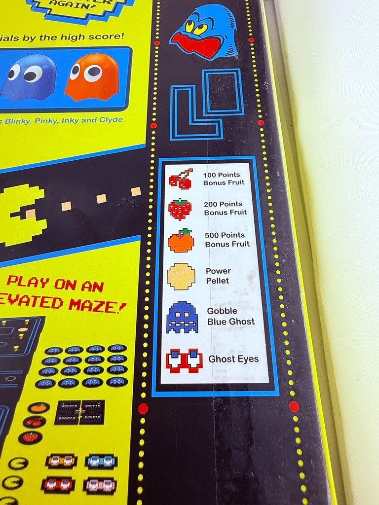 PAC-MAN The Board Game Buffalo Games Retro Arcade Classic Complete 2018