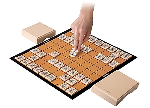 You can see how to move with arrows! Master Shogi Easy to start manga Japan
