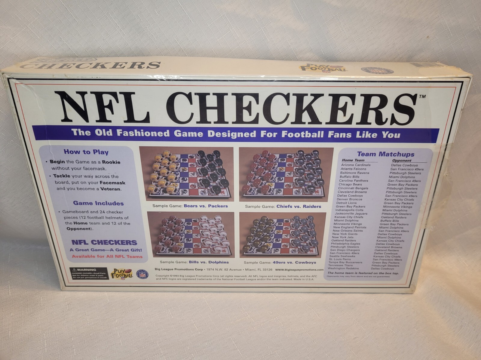 Vintage NFL Checkers Game Patriots Vs Dolphins Complete 1993 Liscenced Product