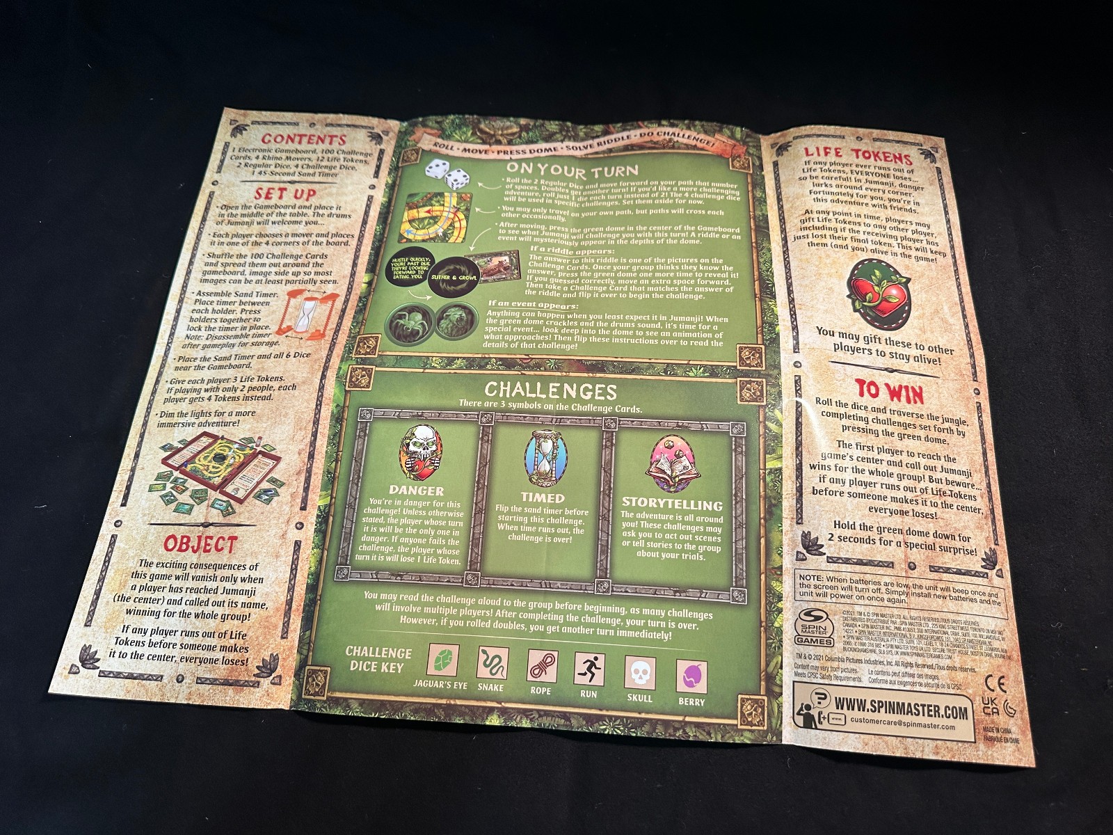 MINT 2019 Jumanji Electronic Deluxe Board Game – Spin Master – NEVER PLAYED -NEW