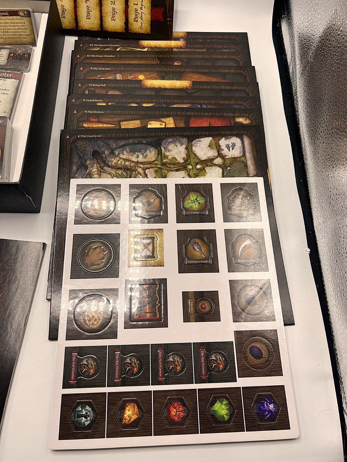 UNPUNCHED UNPLAYED MICE & MYSTICS FANTASY BOARD GAME PLAID HAT JERRY HAWTHORNE