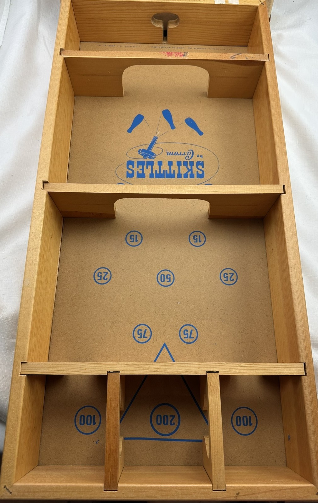 Vintage Carrom Skittles Game Skittle Bowl Game Complete in Good Cond FREE SHIP
