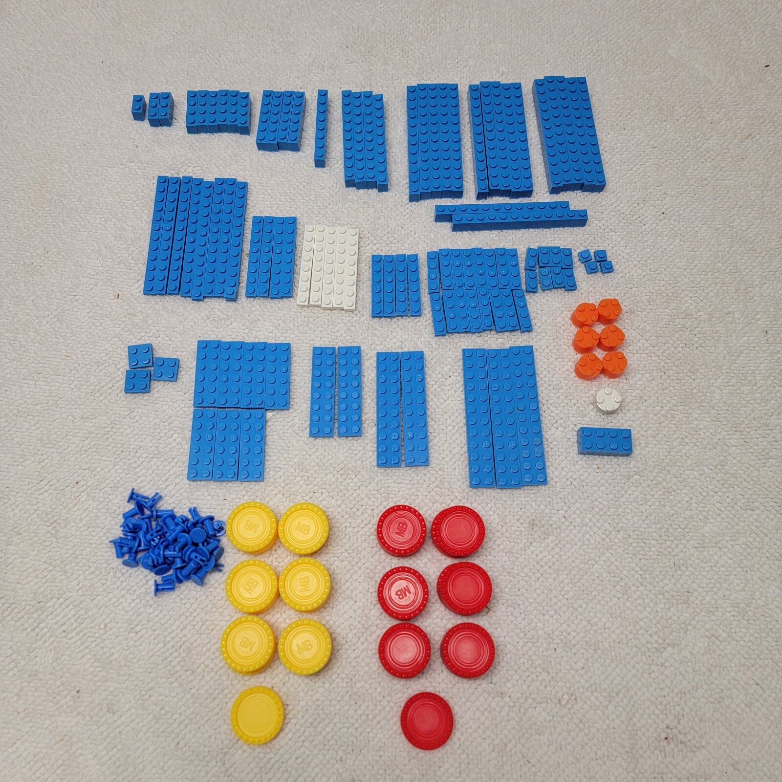 Connect 4 Checkers U Build System Strategy Game Bricks Block Bumpers 2010
