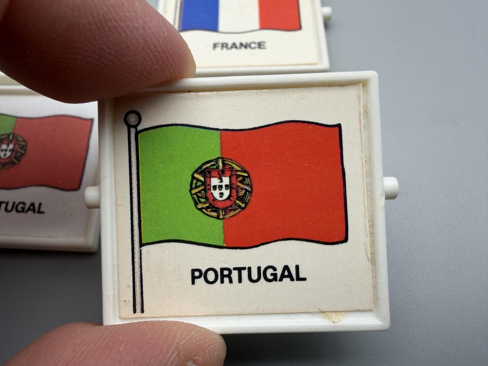 Vintage 1970s Match II Memory Board Game Ideal World Flags Maps Geography READ