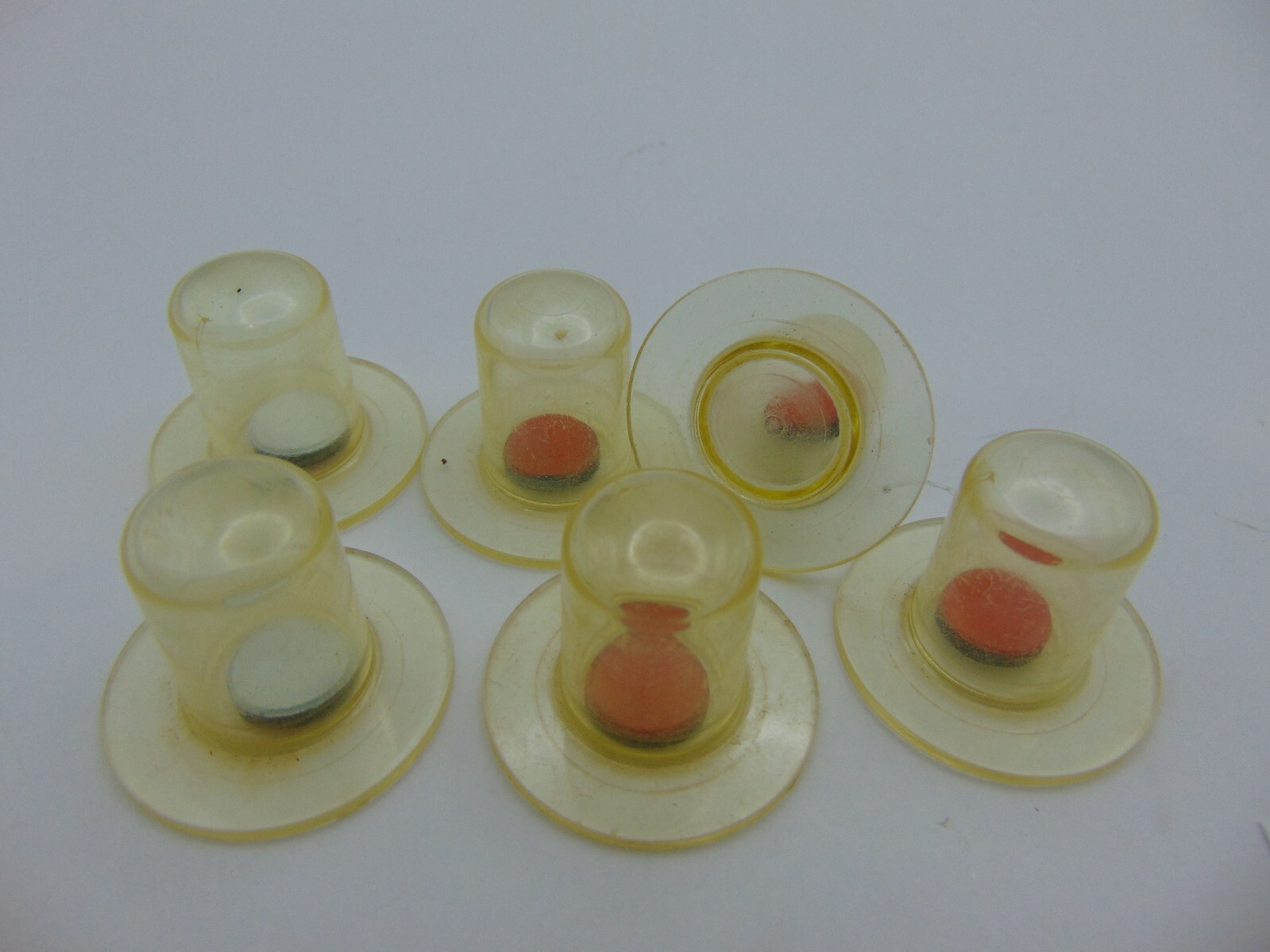 Touche Magnetic Flip Strategy Board Game Gabriel Replacement Part Round Pieces