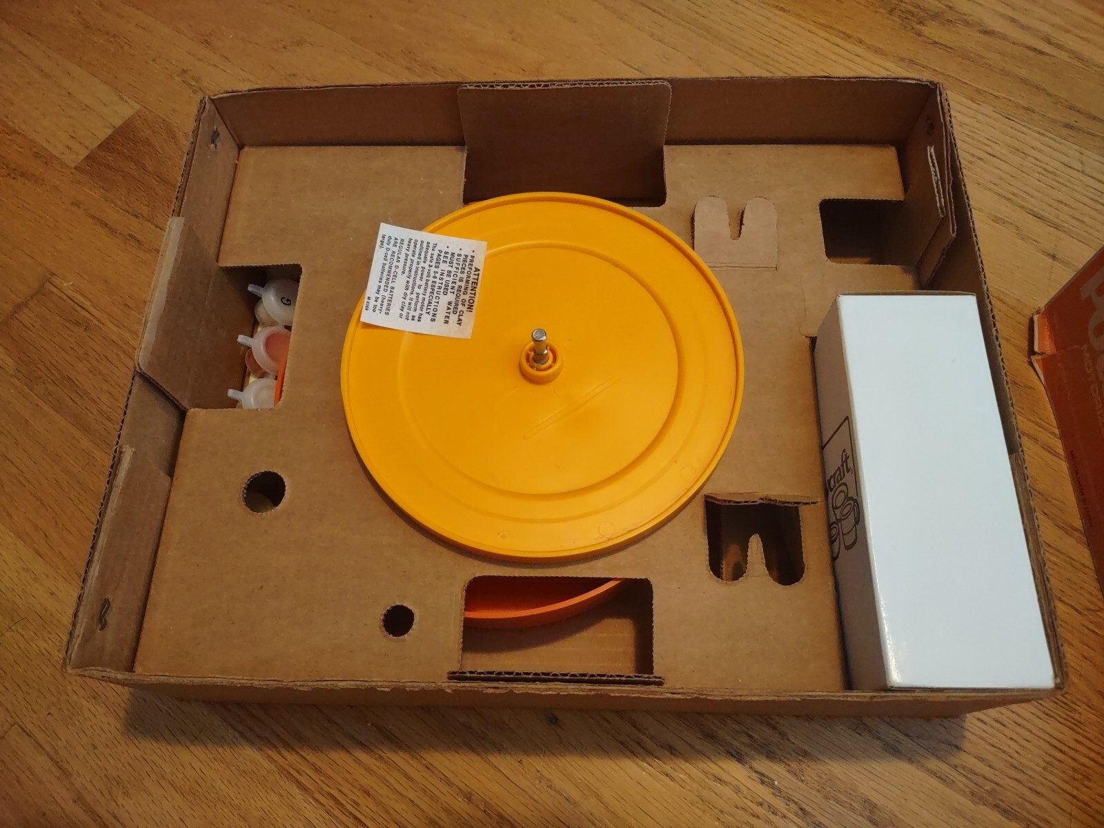 Vintage 1970s Toltoys motorized Pottors Wheel for 8 years and up