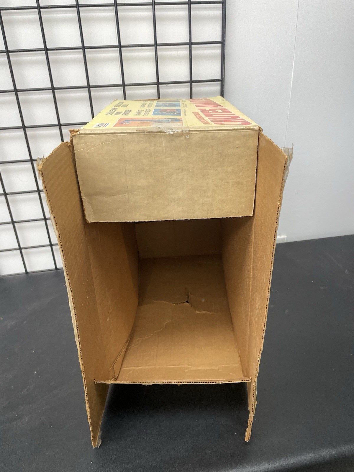 1977 Gabriel Chutes Away Air Rescue Target Game Tested & Working! With Box!