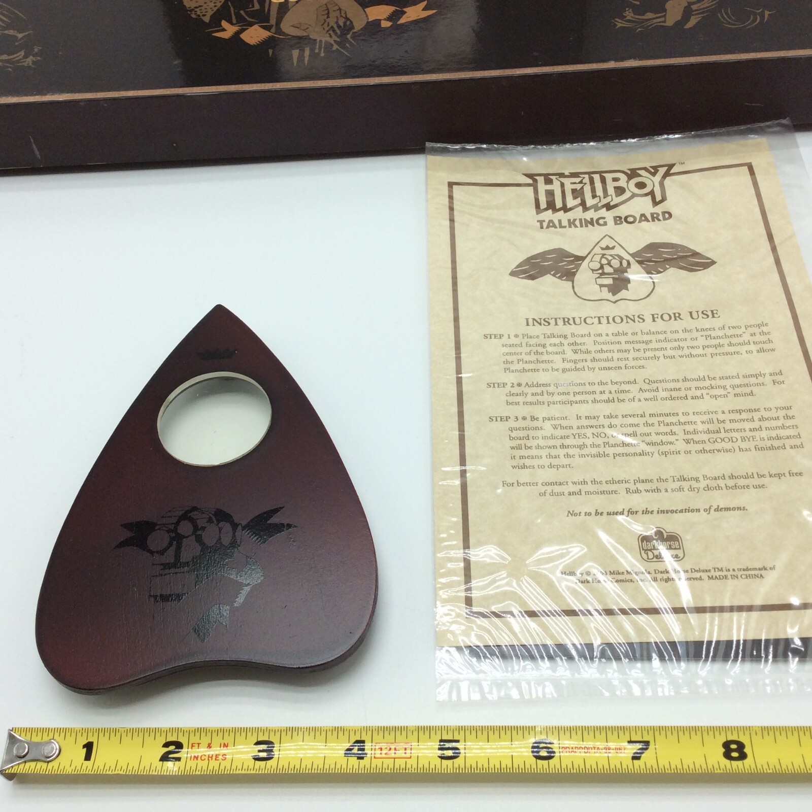Darkhorse Deluxe HELLBOY TALKING BOARD 2004 Box Shows Wear – See Photos (Ouija)