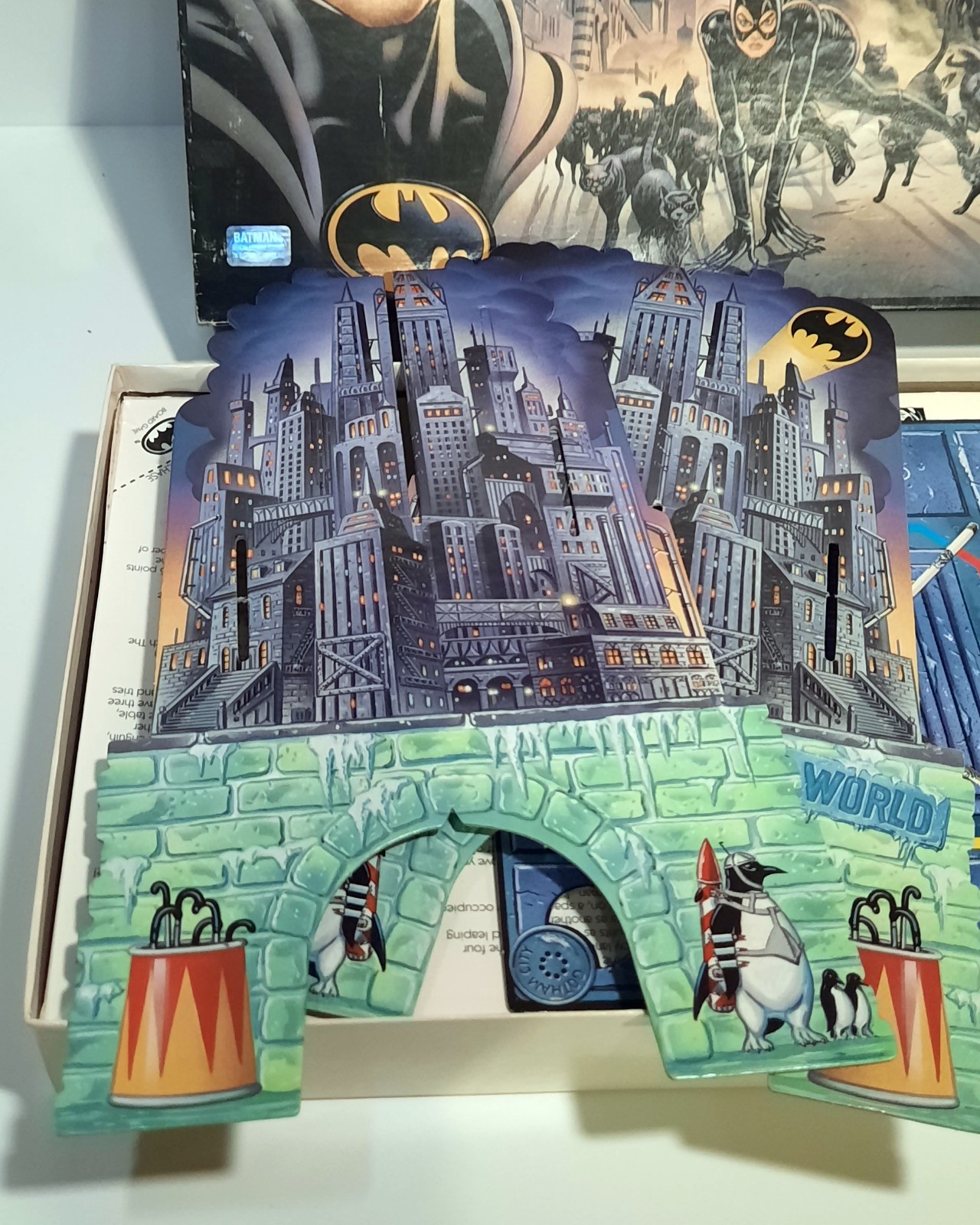 Batman Returns 3D Board Game COMPLETE Parker Brothers 1992 Tim Burton DC Comics