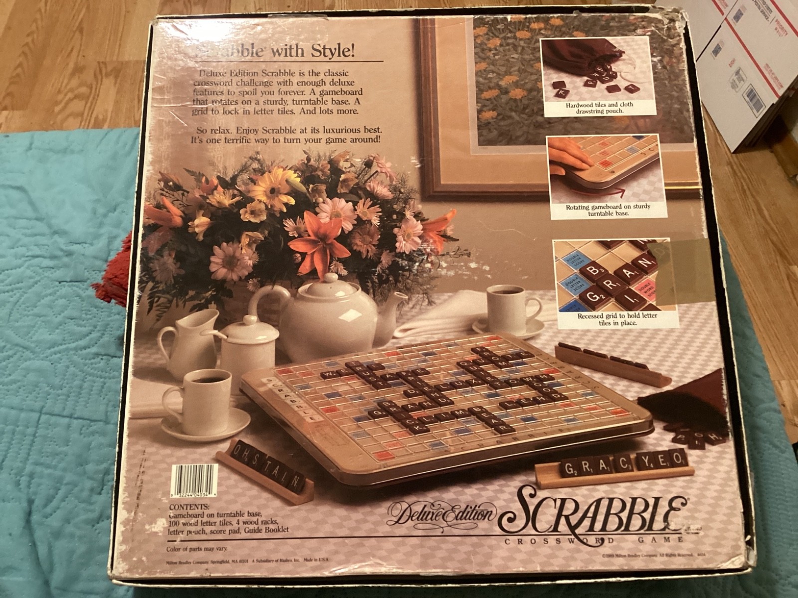 SCRABBLE DELUXE 1989 COMPLETE CROSSWORD GAME, 100 TILES, EXC. COND/ FREE POSTAGE