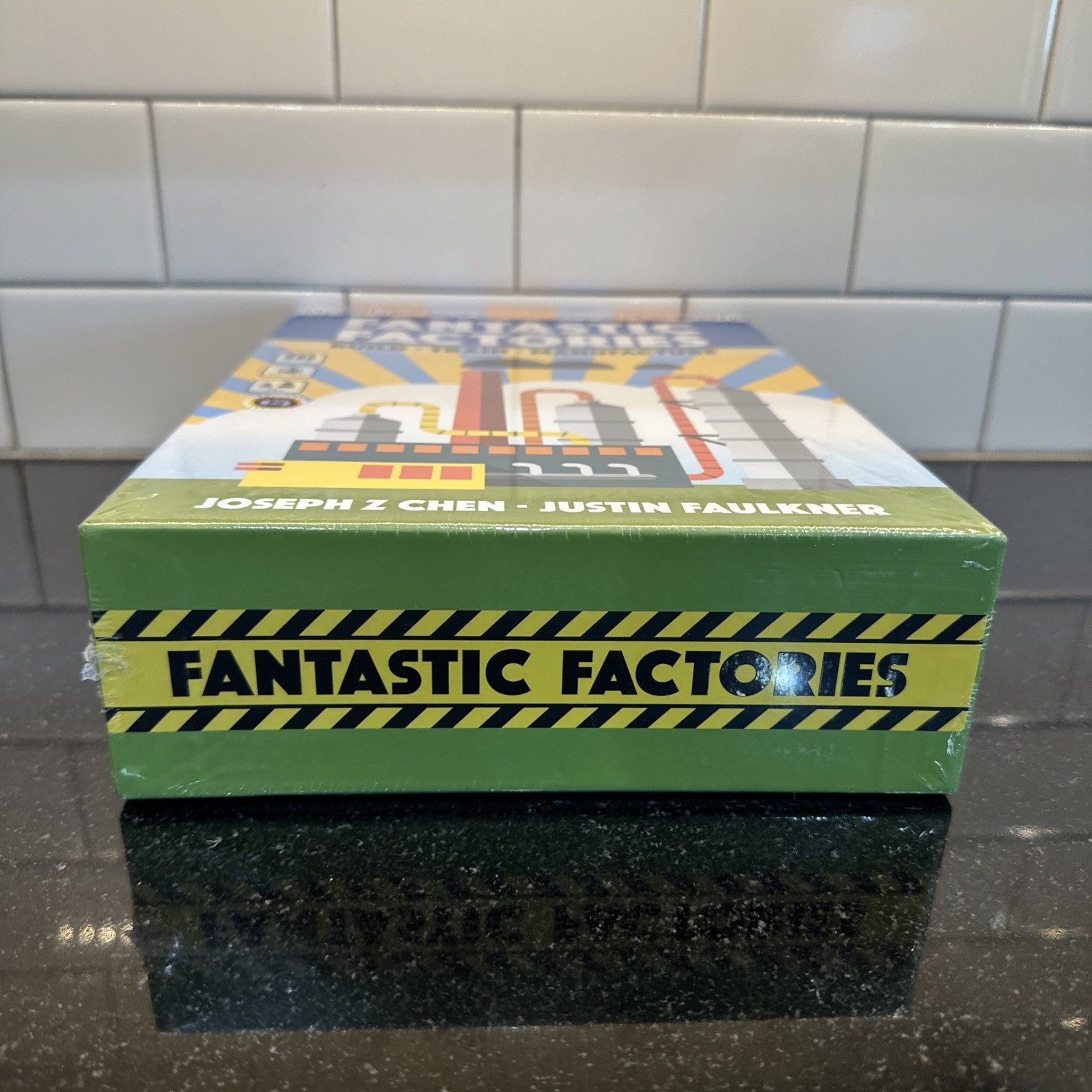 Fantastic Factories Board Game by Deep Water Games Factory Sealed New FF01023995