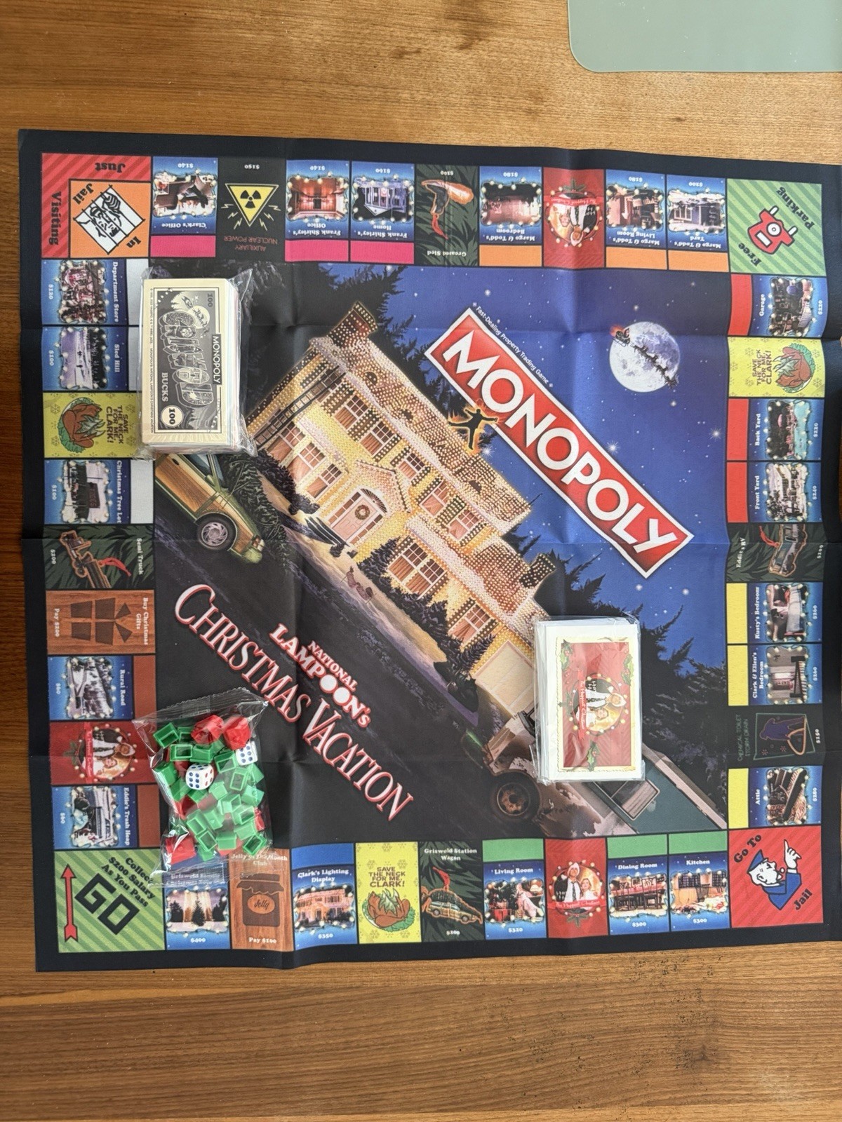 Monopoly: National Lampoons Christmas Vacation Game Travel Edition Cloth Board