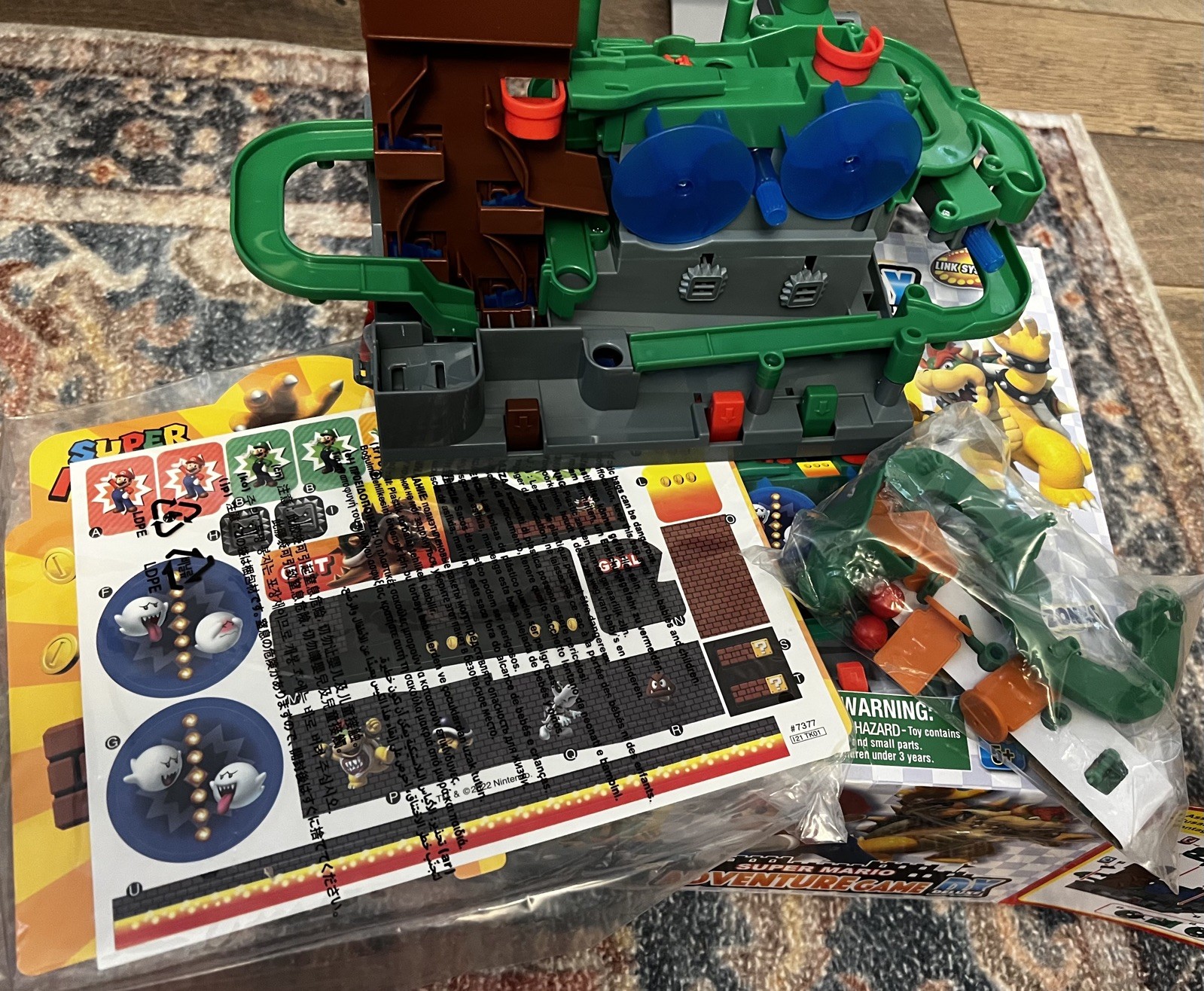 EPOCH Super Mario Adventure Game DX – Tabletop Skill and Action Game