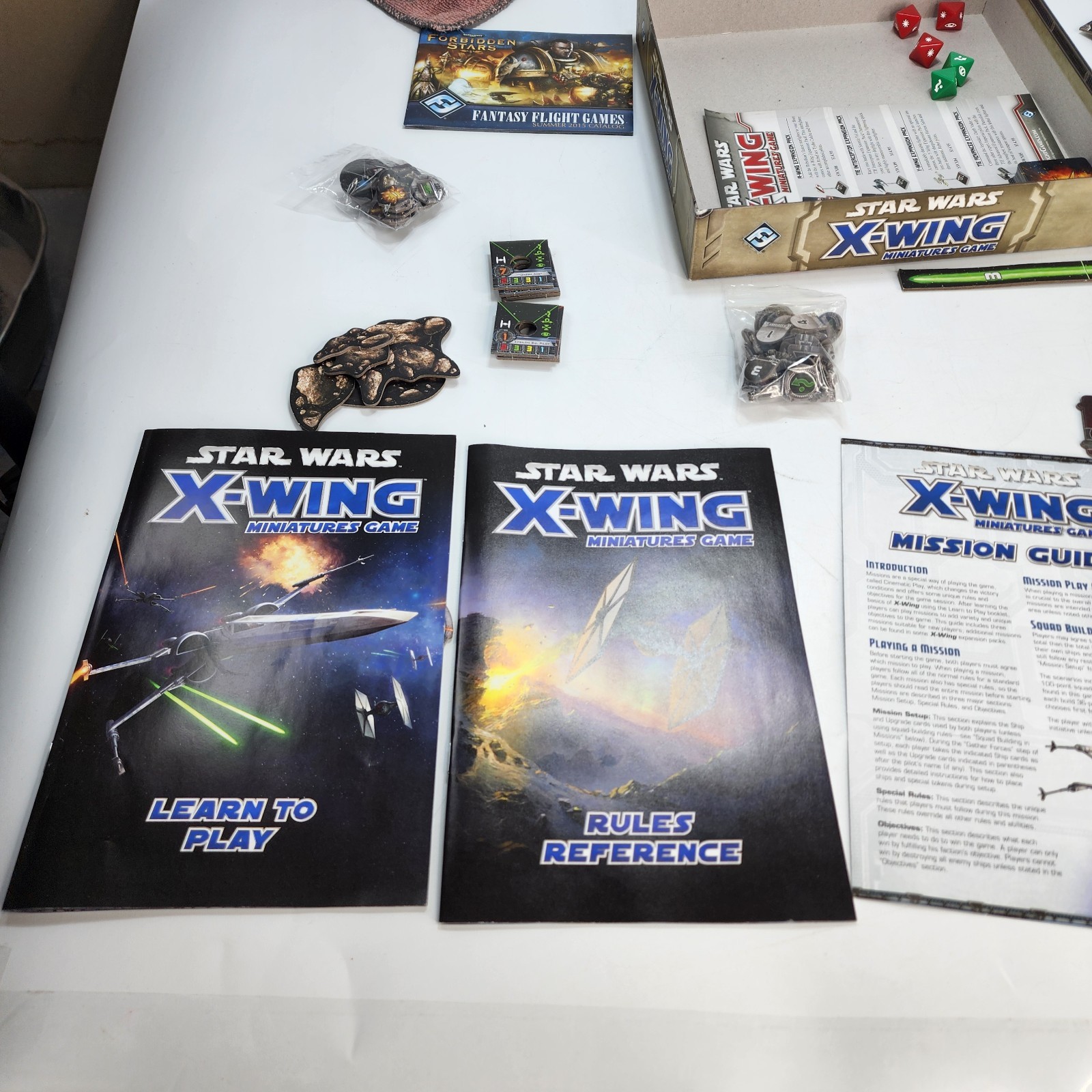 Star Wars X-Wing Miniatures Game The Force Awaken Core Set Fantasy Flight *read*