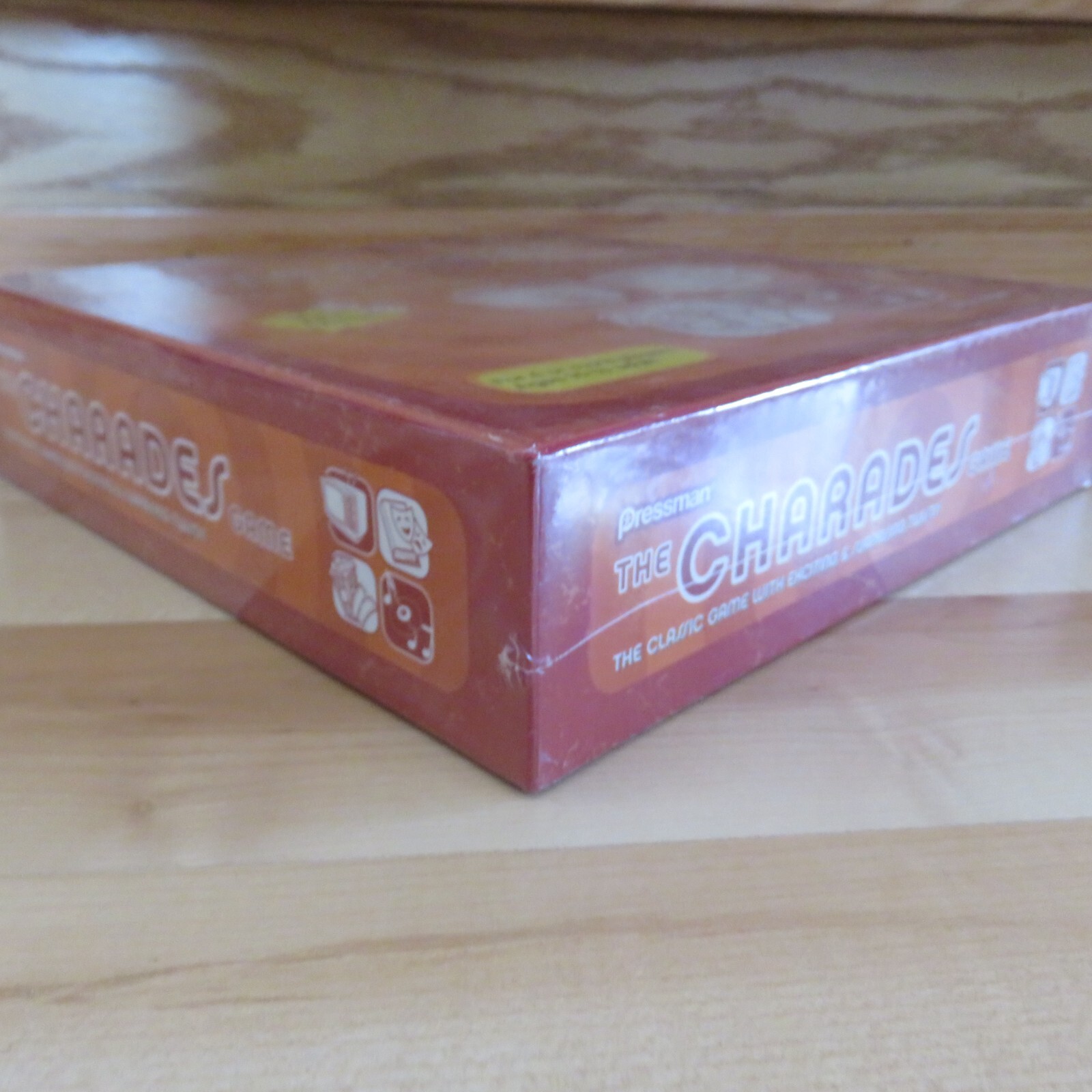 The Charades Game Pressman 2009 Family Game 10 to Adult NEW Never Opened Sealed