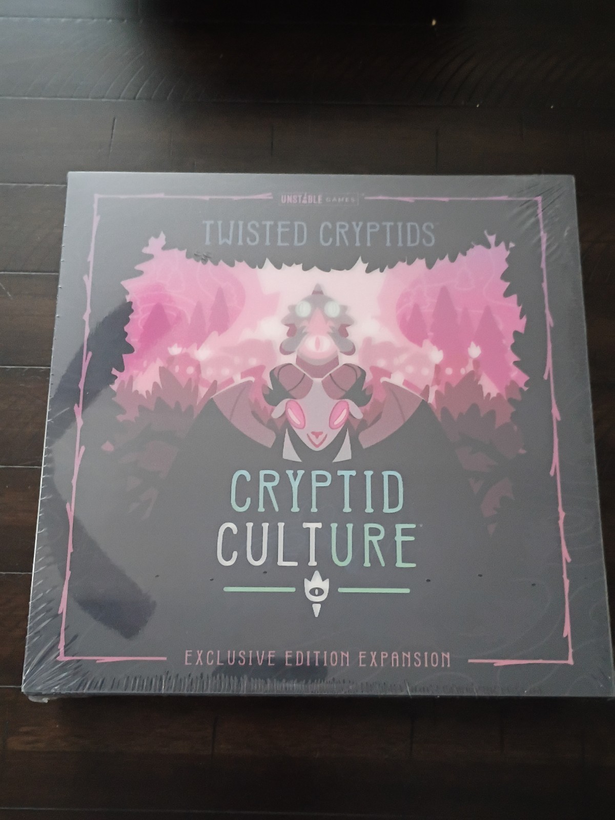 TWISTED CRYPTIDS EXCLUSIVE EDITION EXPANSION– Factory Sealed New