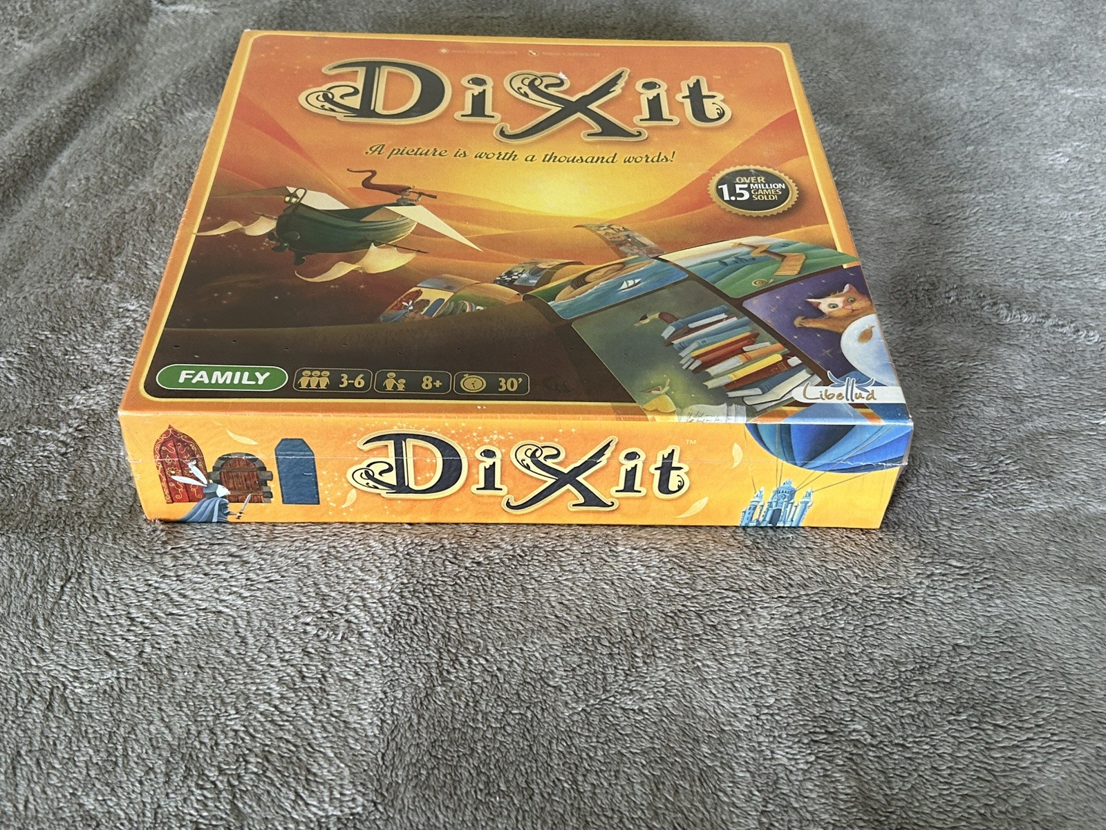 Dixit Board Game NEW IN BOX Asmodee
