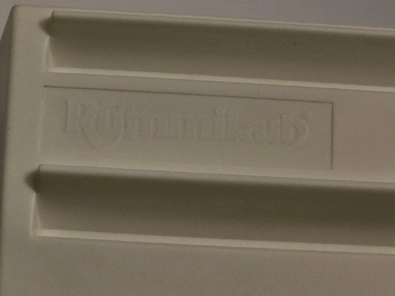 2019 Rummikub On The Go: The Complete Original Game in a Red Canvas Storage Case