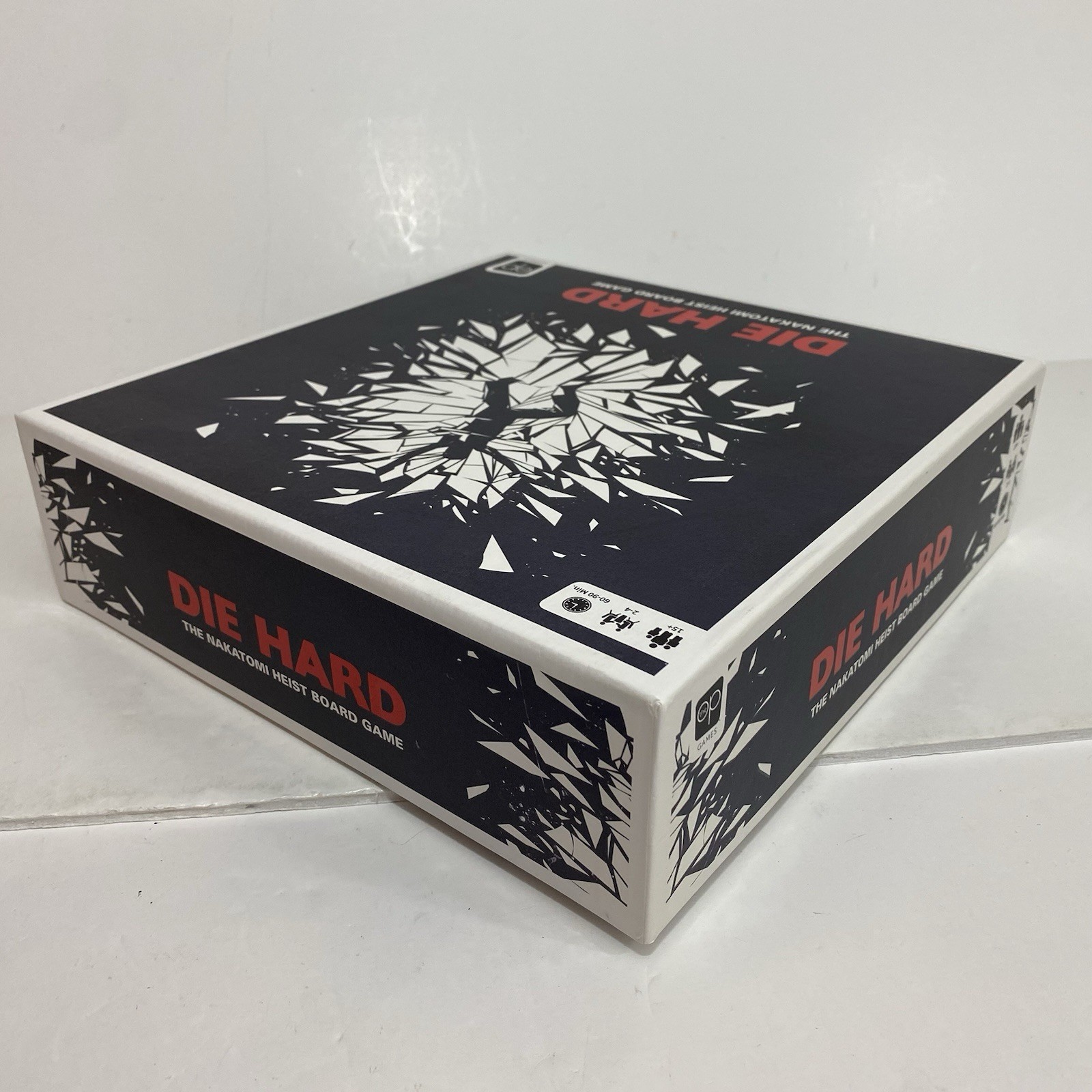 Die Hard The Nakatomi Heist Board Game USAopoly 2019 New Open Box Sealed Cards