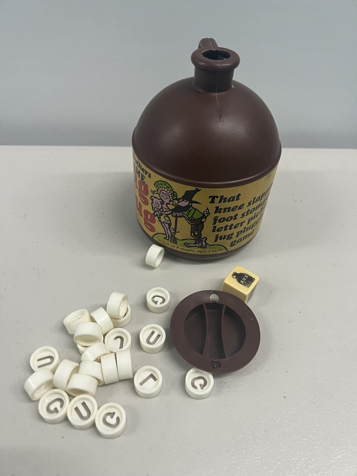 Plug a Jug 1969 Game Dice Incomplete USA Parker Bros Words Free Shipping