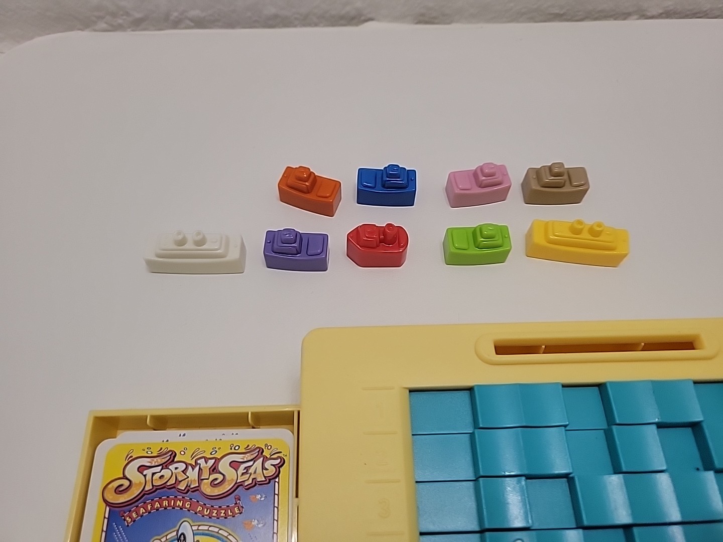 1998 Binary Arts Rush Hour Puzzle Game Stormy Seas 9 Boats With Cards