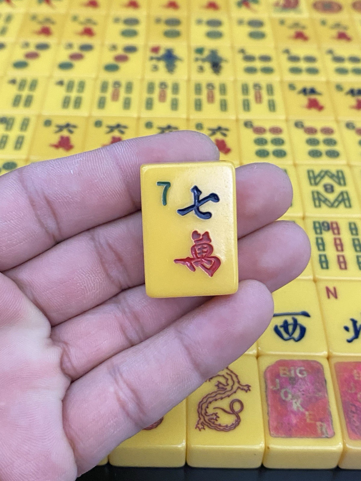 Nice Lot of 152 Vintage Bakelite Mah Jong Mahjong Tiles + 5 Racks W/ Case & Dice