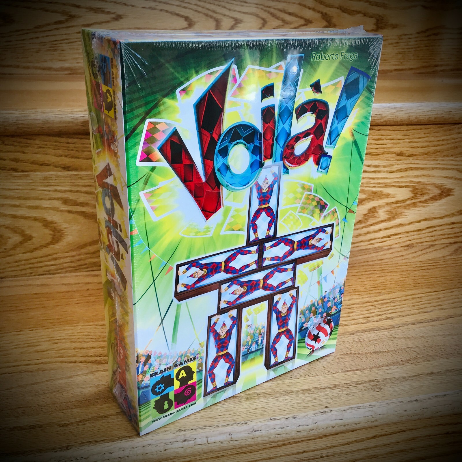 NEW Voilà! (2015) VOILA BOARD GAME Brain Games circus theme family dexterity OOP