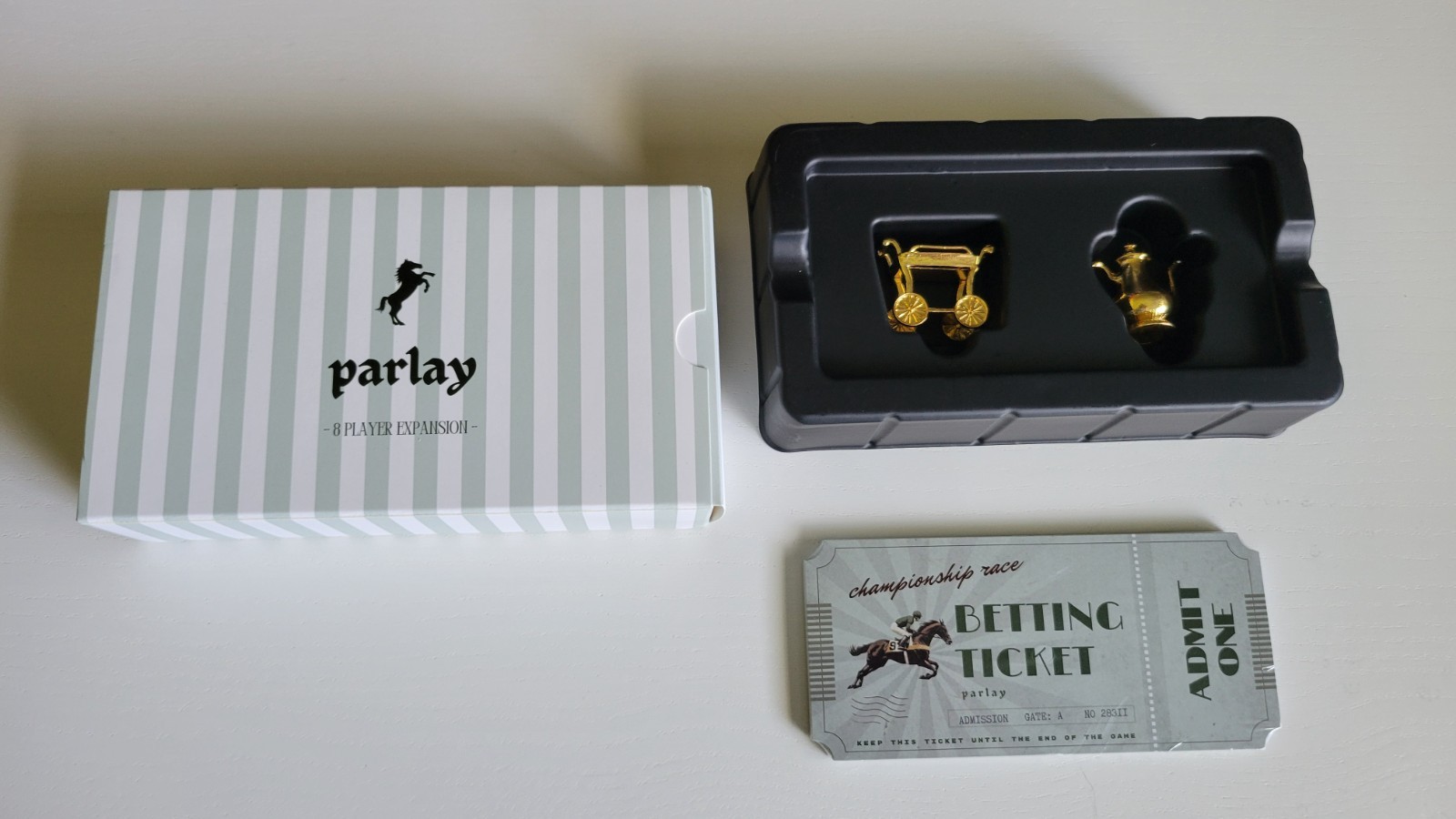Parlay The Betting Game Deluxe VIP Edition w/ Expansions See Photos