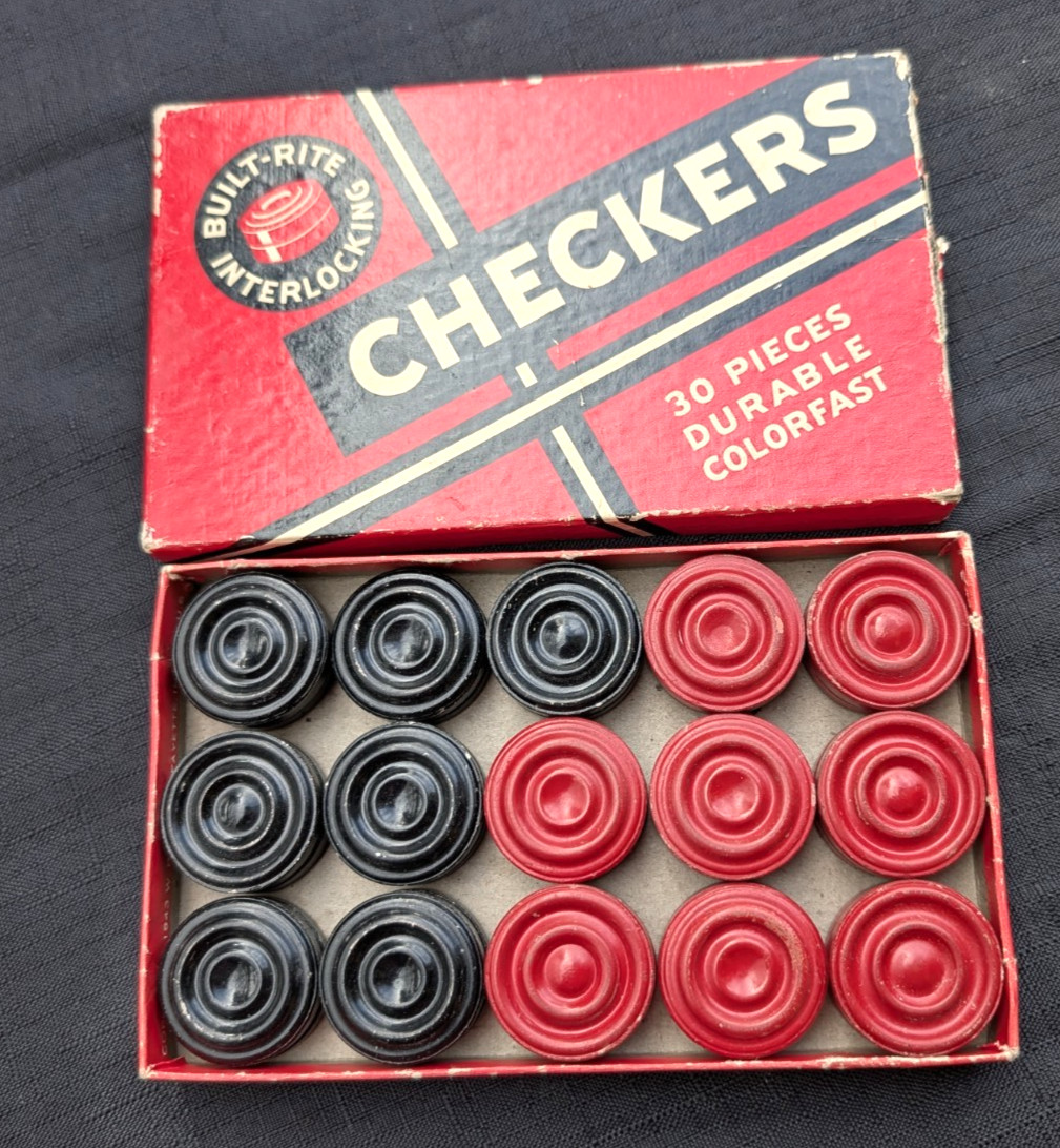 Vintage 1950’s Checkers game Built-Rite Interlocking w/ Original Box 30 piece