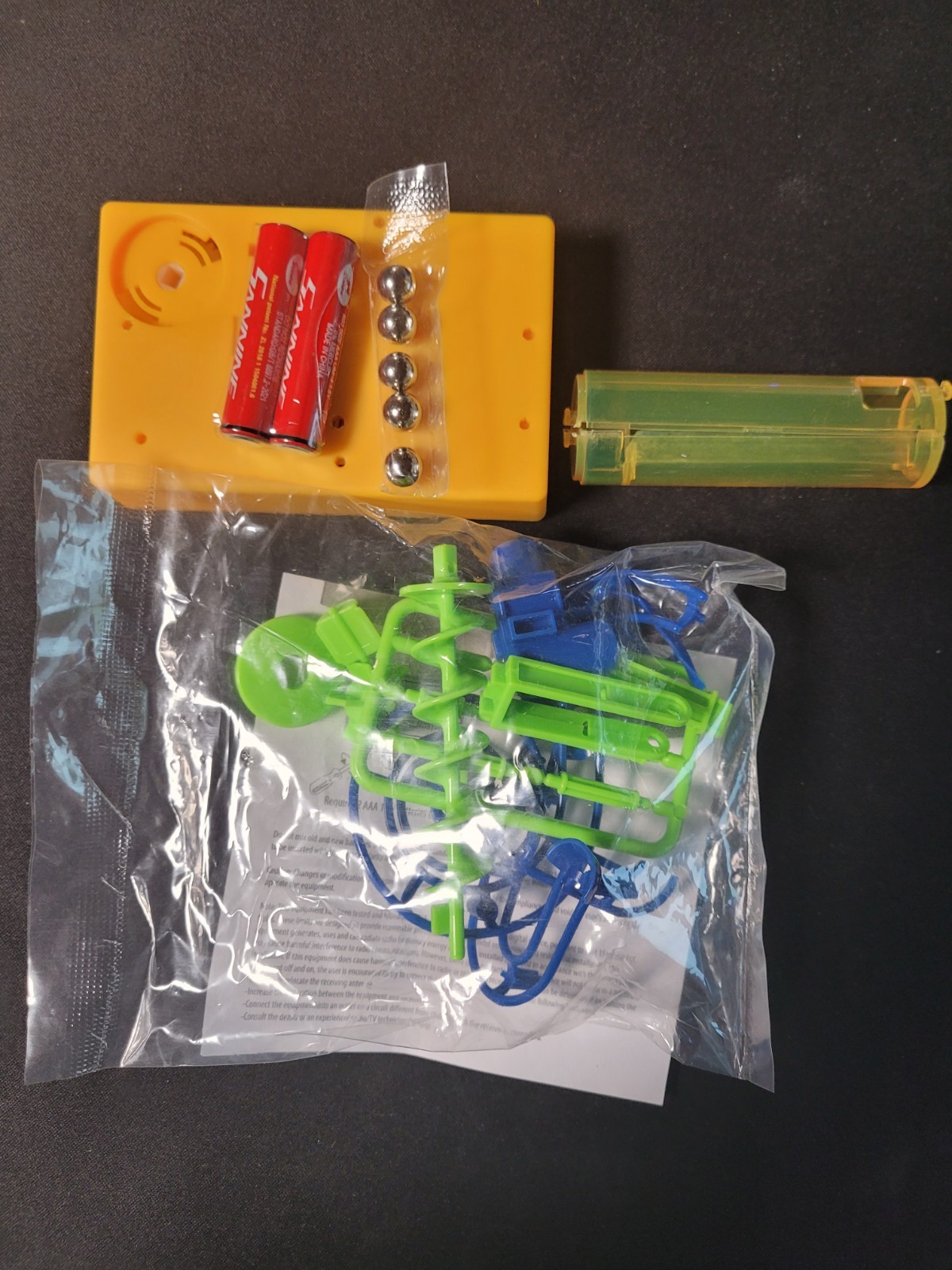 The Toy Network Fast Action Marble Maze • Perpetual Motion *Box Damage See Pics*