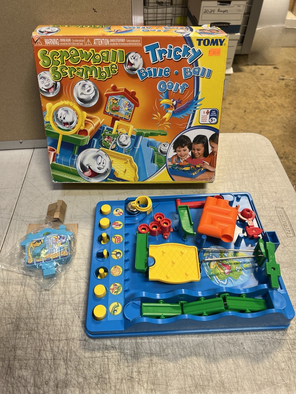 Tomy Tricky Bille Classic Retro Action Board Game Ball Maze (Incomplete)