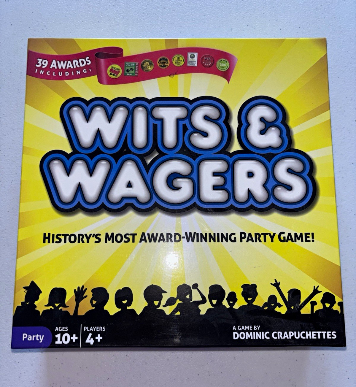 North Star Games Wits & Wagers Trivia Party Game Award Winner 10+ 4+ 2013
