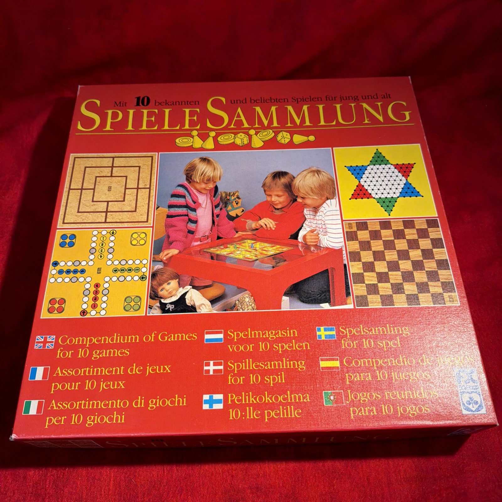 VINTAGE SCHMIDT SPIELE 10-GAMEBOARD SET