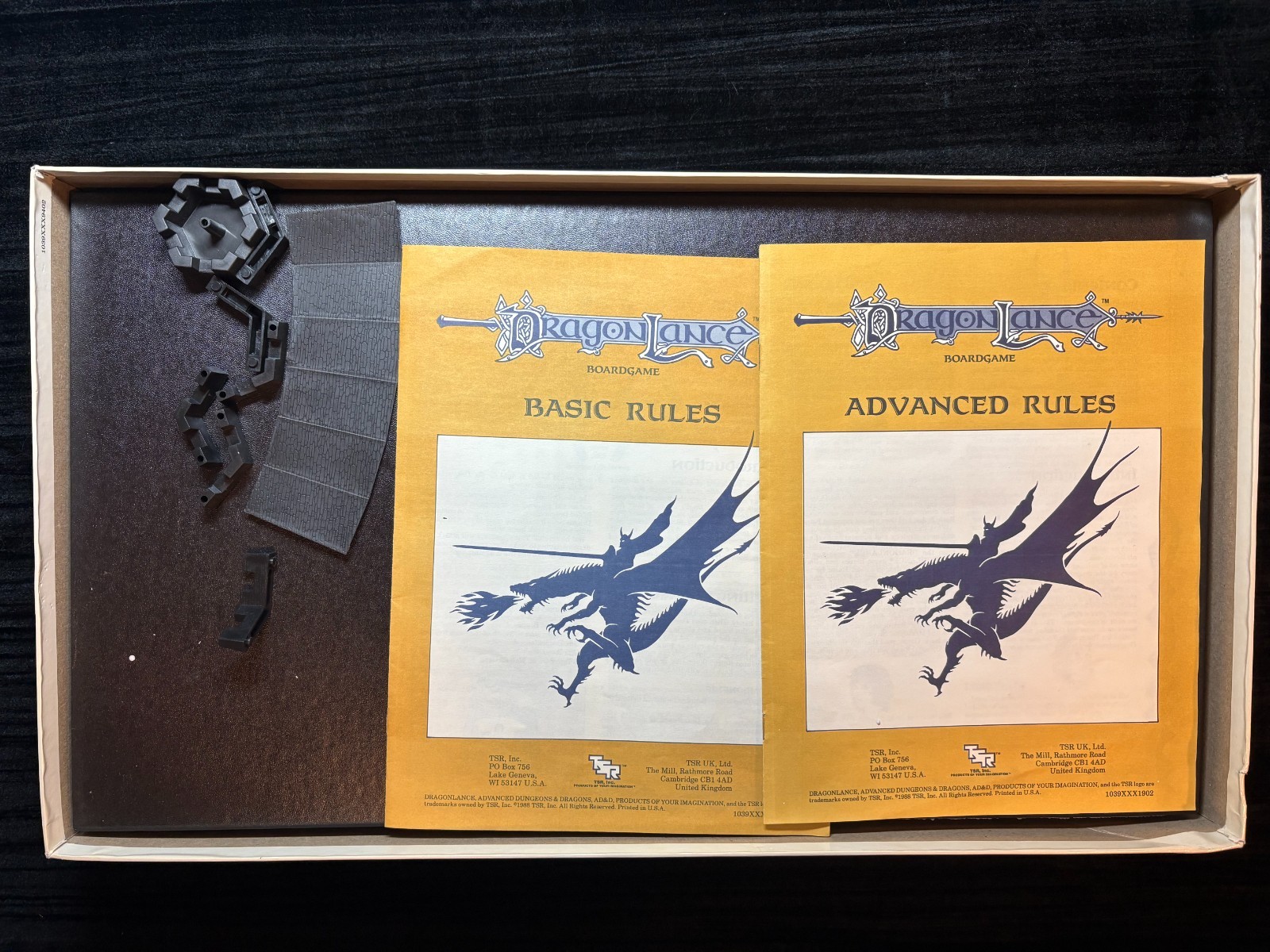 DragonLance Board Game TSR 1988 RARE