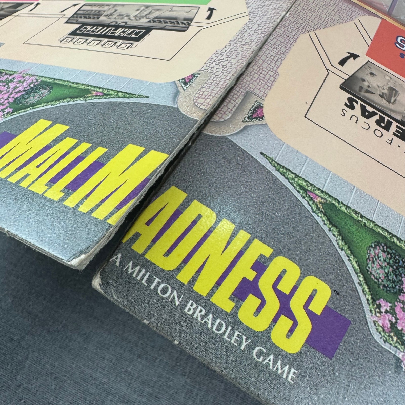 Vintage 1989 Electronic Mall Madness Board Game Milton Bradley Works Incomplete