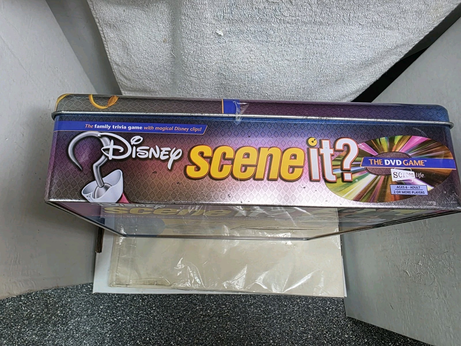 Screenlife 2004 Mattel Disney Scene It? In Metal Collectible Case( Complete)
