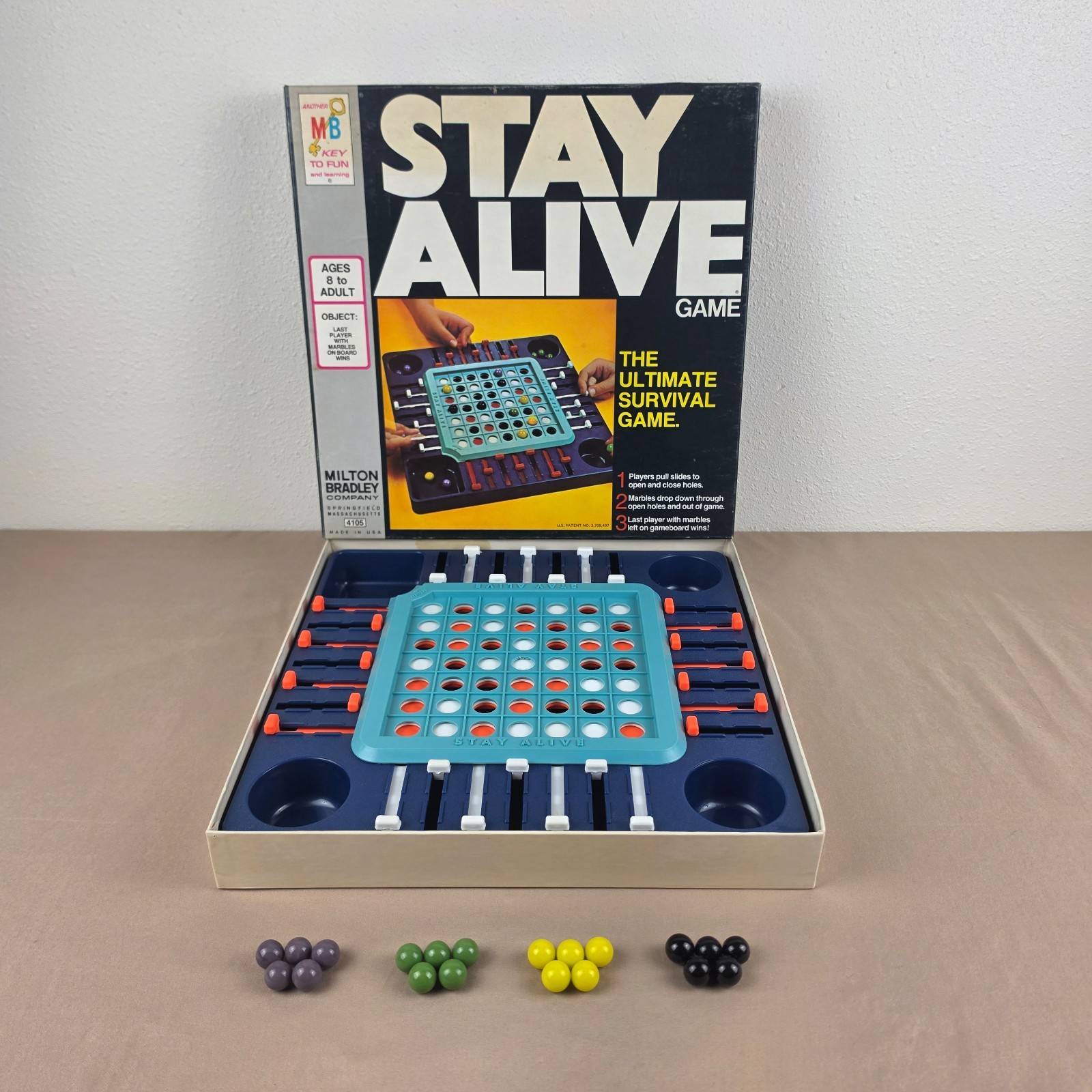 Vintage 1971 Milton Bradley Stay Alive Board Game Complete With All 20 Marbles