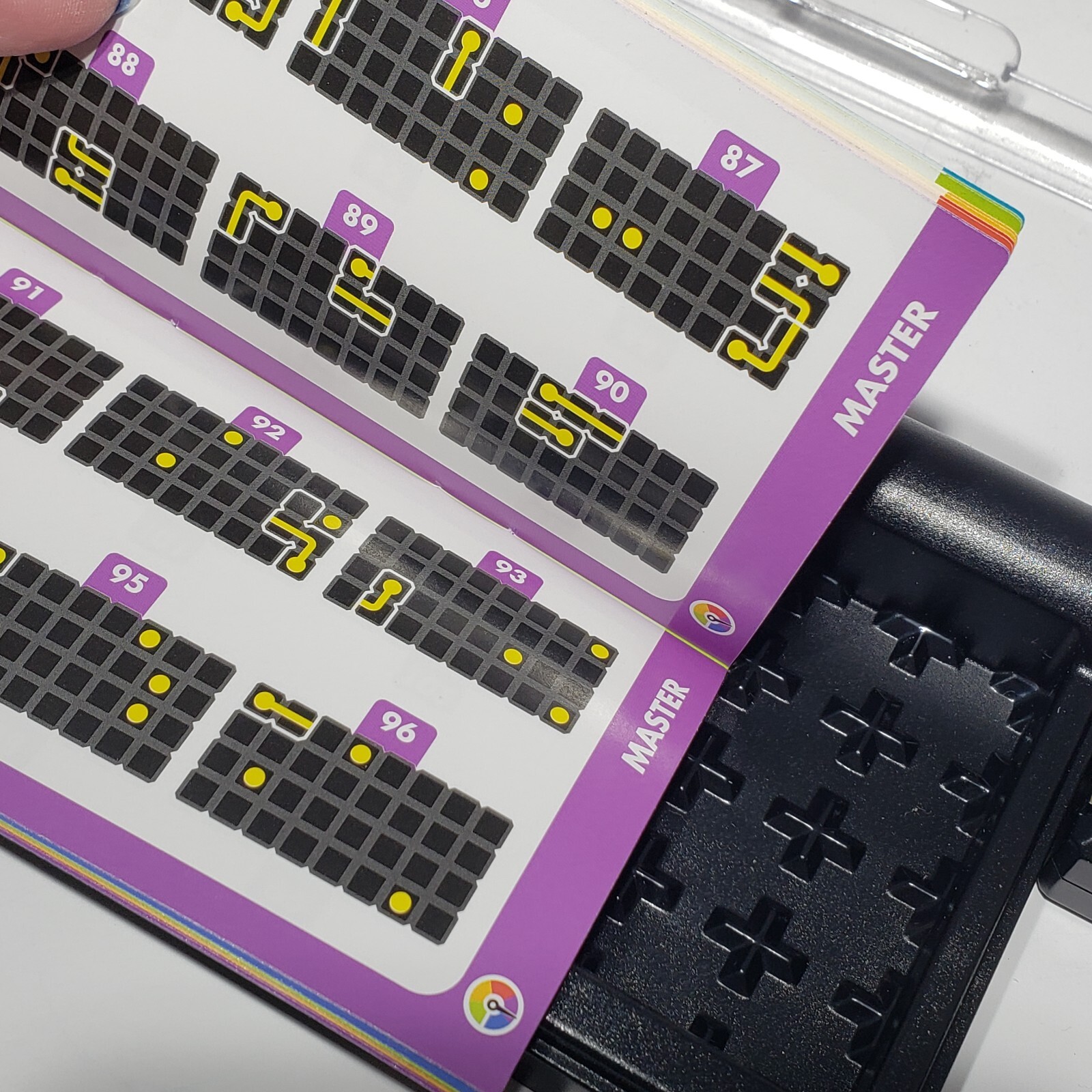 SmartGames IQ Circuit Portable Travel Game Single Player 120 Challenges Age 8+