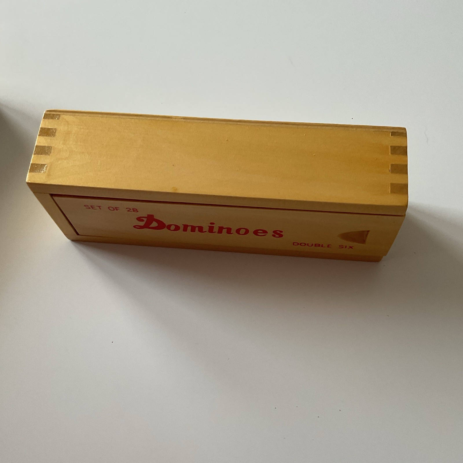 Vintage Double Six Dominoes Set Featuring 28 Tiles Packaged In A Wooden Case
