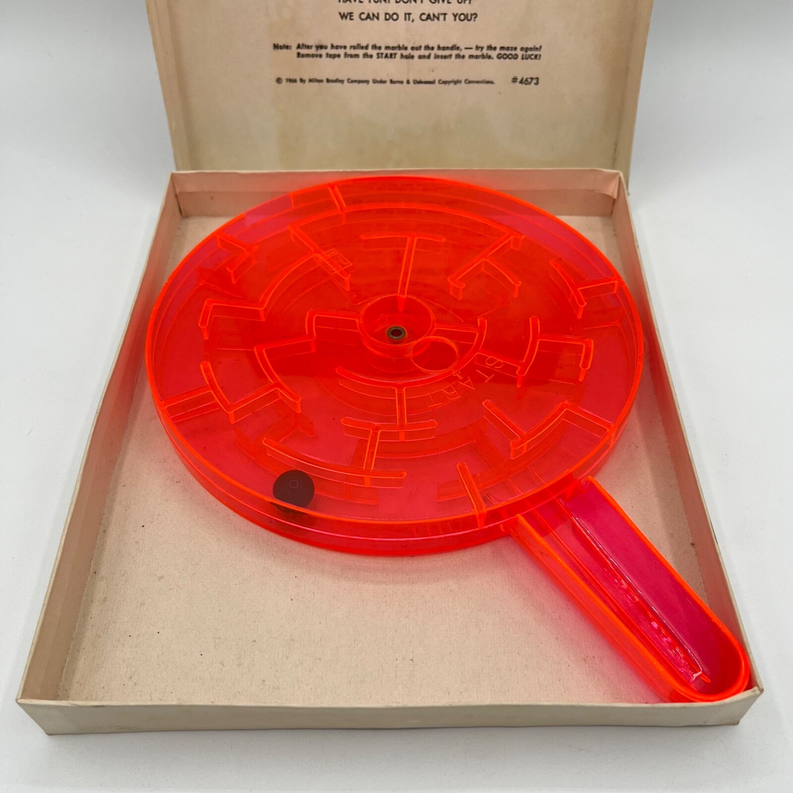Vintage SKILL-IT The Frying Pan Maze MILTON BRADLEY 1966 #4673 USA Marble Game