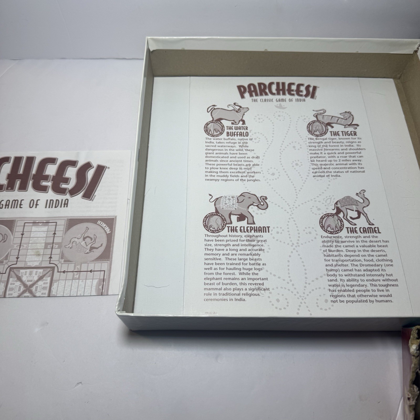 Parcheesi Board Game The Classic Game of India Animal Edition 2001 100% Complete